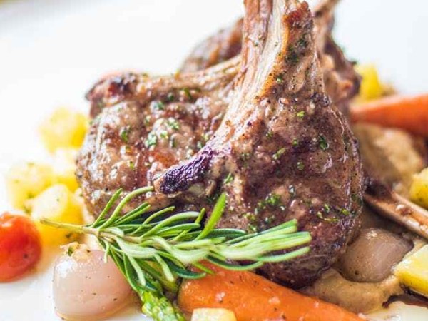 Garlic & Lemon Roast&nbsp;Lamb